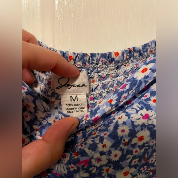 2 for $6 Babydoll, dizzy floral blouse - Picture 6 of 8